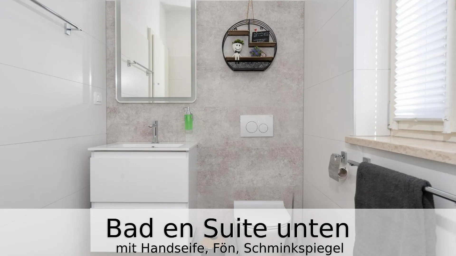 Villa Falco Fuer Familien, Bis 6 Personen, 3 Schlafzimmer Mit Bad En Suite, Pool Mit Loungebereich, Grillterrasse, Schnellem Wlan, 2 Parkplaetze, Muntrilj 0*,  Croatia